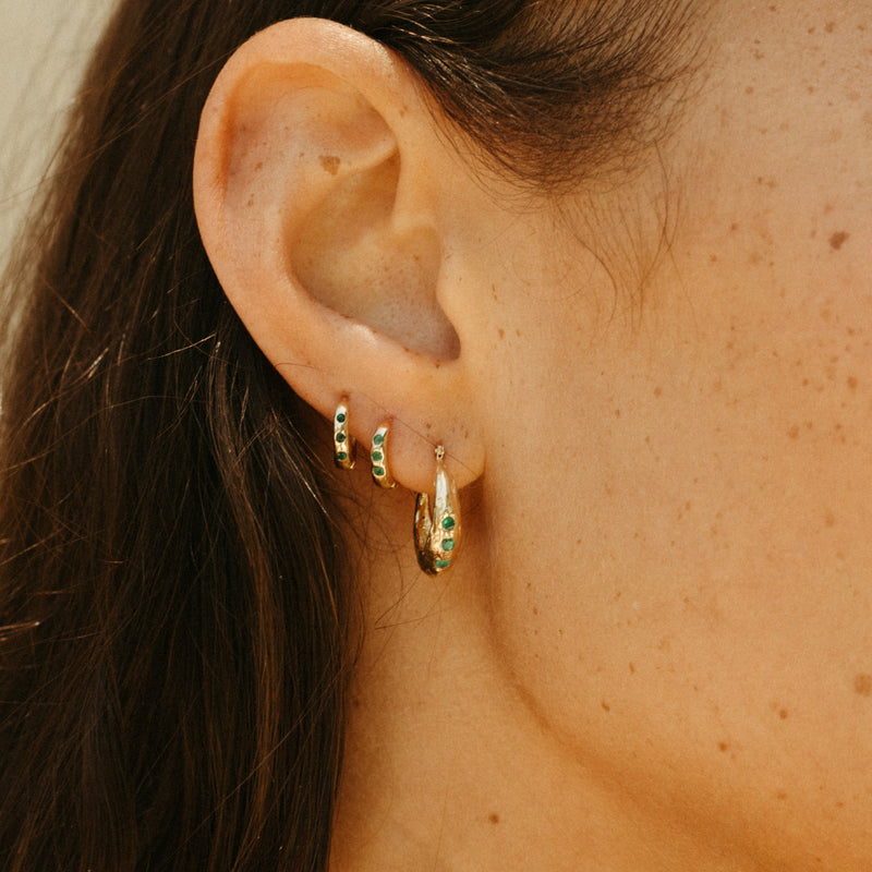 Emerald Chiquita Hoop