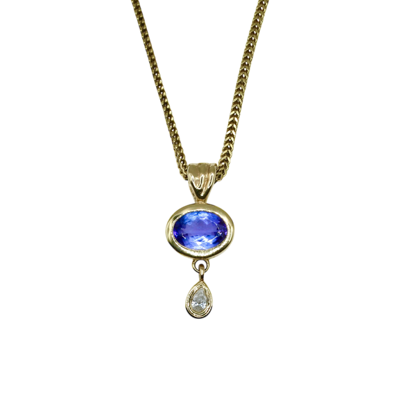 Alma Necklace